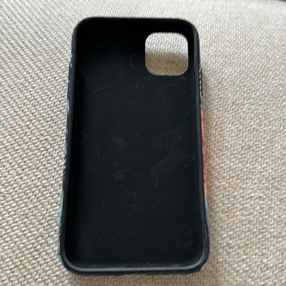 iPhone 11 Pro Max - Picture 2 of 2